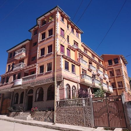 Hostal Real Los Andes Del Lago Κοπακαμπάνα Εξωτερικό φωτογραφία