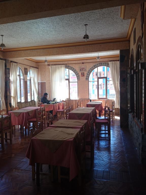 Hostal Real Los Andes Del Lago Κοπακαμπάνα Εξωτερικό φωτογραφία