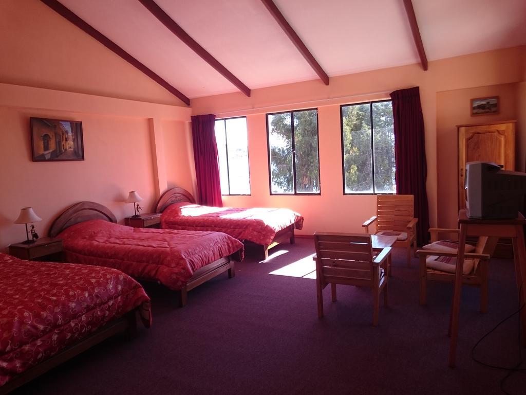 Hostal Real Los Andes Del Lago Κοπακαμπάνα Εξωτερικό φωτογραφία