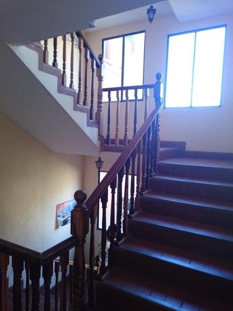 Hostal Real Los Andes Del Lago Κοπακαμπάνα Εξωτερικό φωτογραφία